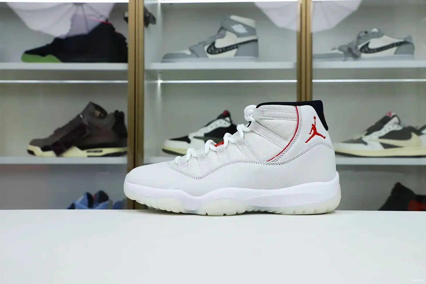 JORDAN RETRO TINT 11 XI AIR Kimikick PLATINUM 0528